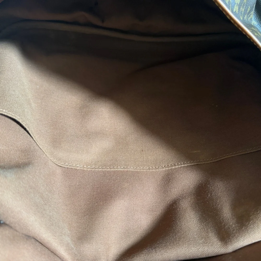 Louis Vuitton Monogram Saumur 43 Canvas Messenger Bag with Tan Leather Trim